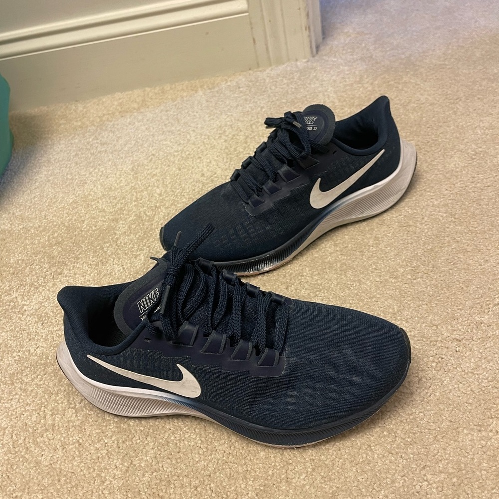 Nike Navy Pegasus Zoom Limited Edition